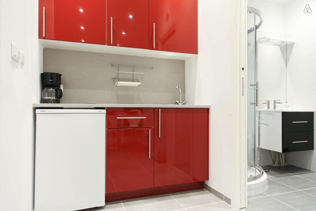 Leilighet Renting - Gallo - New Modern Loft Old Town Massena